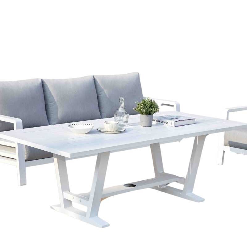 Wavo Dining Table