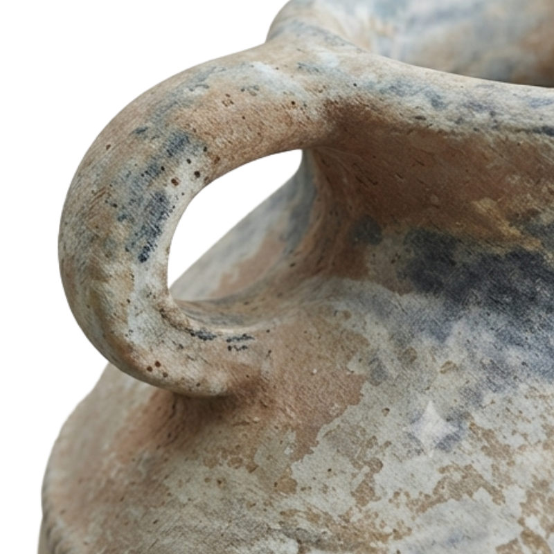 Ukir Vase