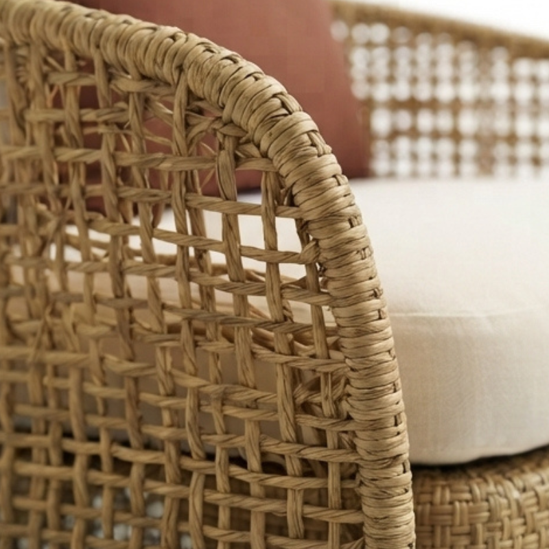 Roven Sofa Set