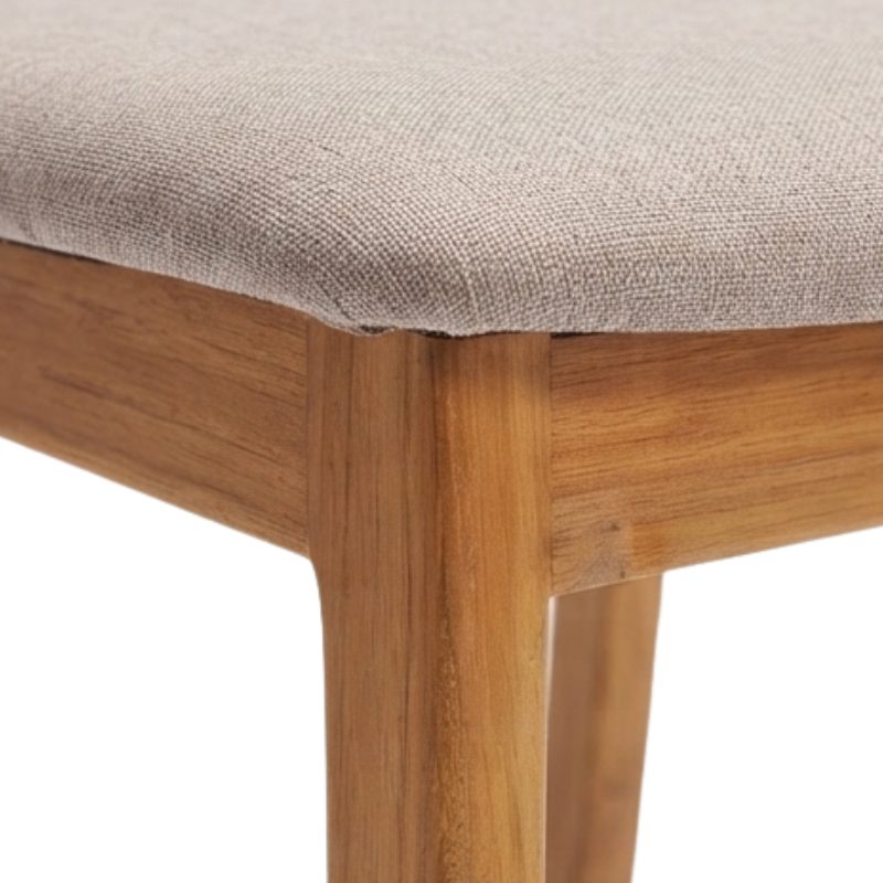 Fuchia Chair