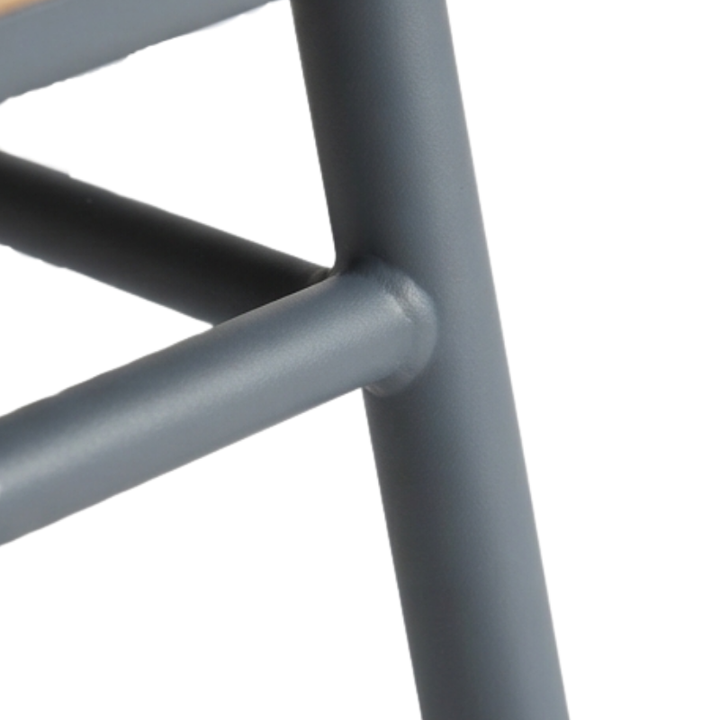 Vaelyn Table Vaelyn Table