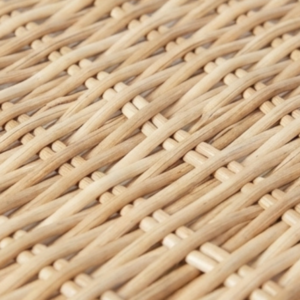 Elan Table