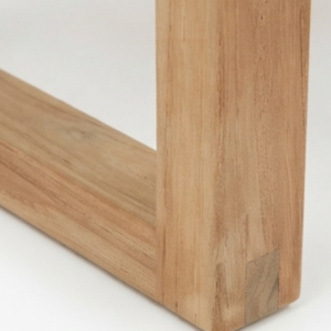 Nora  Table
