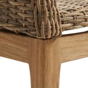 Rova Chair